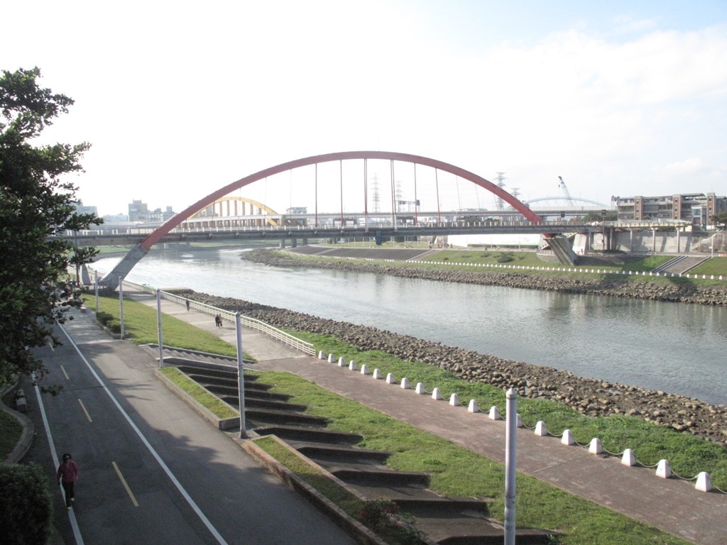 彩虹橋-1(圖片來源：松山區公所)