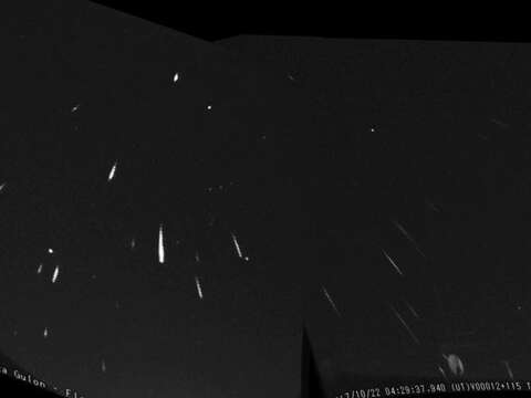 地上雨歇，天上雨來，獵戶座流星雨假日晴空登場！
