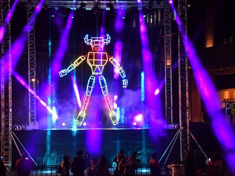 2021台北燈節試燈 七彩光雕秀展演一場艋舺奇幻旅程 史上第一個會跳舞的主燈「NEW」驚豔四座