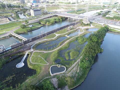 New Destination for Sunset Photos: Shuangxi Wetland Park