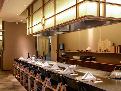 TAIPEI 2016Summer Vol.04—The Place of Lively Drinking Games – Kanpai!