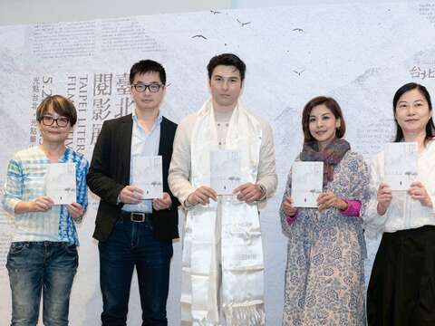 「2025台北文学‧阅影展」5月9日正式启售 影视歌三栖男神凤小岳 首度担任影展嘉宾 重磅亮相！ 藏族电影大师万玛才旦 × 美国传奇作家保罗奥斯特 跨界对话震撼人心