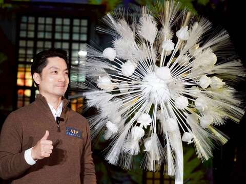当古蹟遇见光影!蒋万安邀市民到松菸体验跨越时空的夜光浪漫