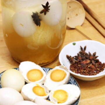 五香鹹蛋(圖/葛晶瑩提供)