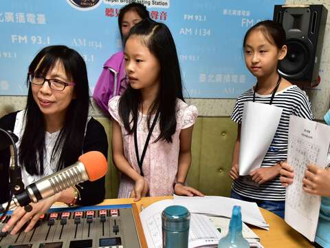 「臺北電臺小小廣播營」開放報名囉 一日主播就是你!