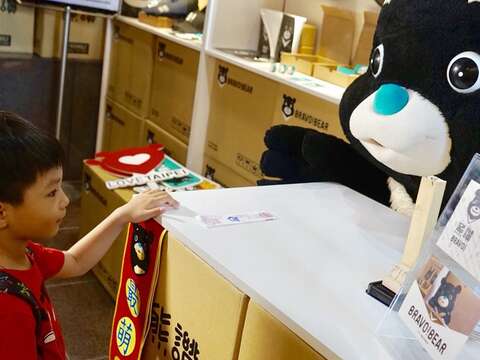 一日店長熊讚現身熊讚主題館 限量商品收服你的心