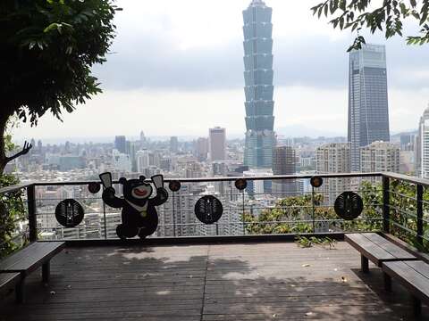 煙火平臺是拍攝101煙火熱門地點