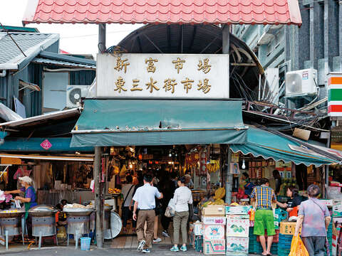 張秋永認為新富市場麻雀雖小,五臟俱全。(攝影/林煒凱)