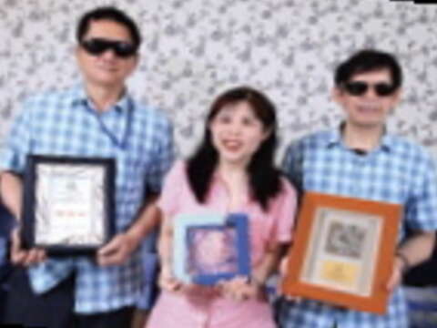 喜樂健康按摩小站連續四年獲得臺北市政府「推薦獎」。