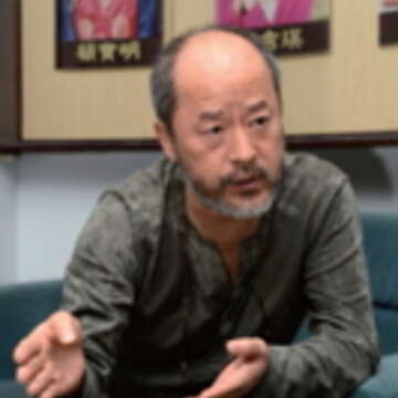 班鐵翔鼓勵學員增加實戰經驗。(吳金石攝)