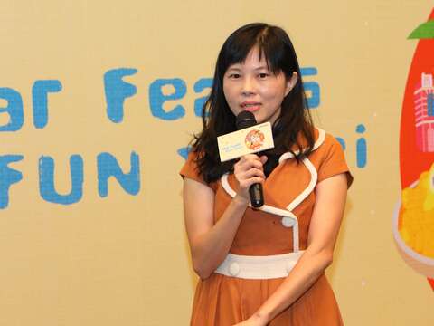 搶攻新加坡旅遊市場，臺北市觀光傳播局向新加坡朋友推星級美食、北北基好玩卡、臺北雙層觀光巴士及臺北溫泉等觀光資源.JPG