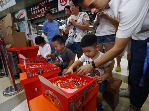 台北文創遊戲受上海民眾喜愛.JPG