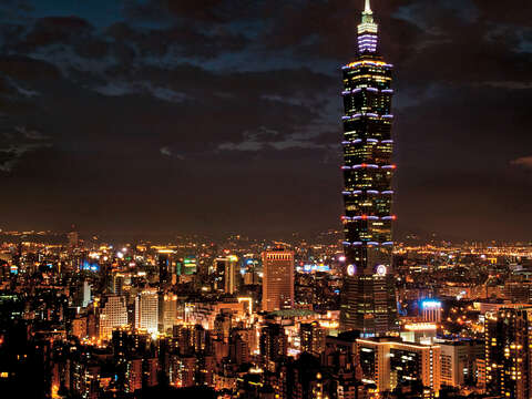 台北101夜景（攝影／張偉銘）