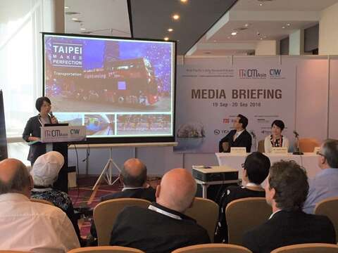 圖一_臺北市觀光傳播局主秘蕭君杰向國際買家推介TAIPEI_MICE各項優惠獎勵補助
