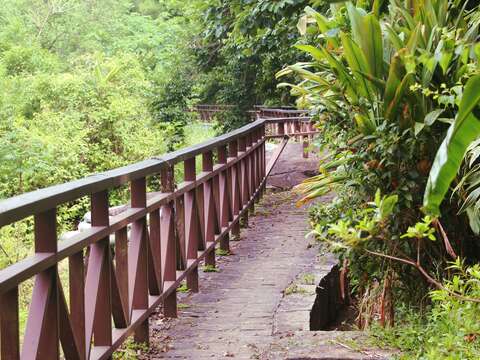 溪山百年古圳步道