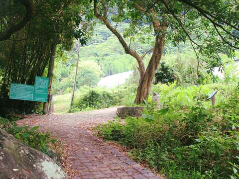 溪山百年古圳步道入口