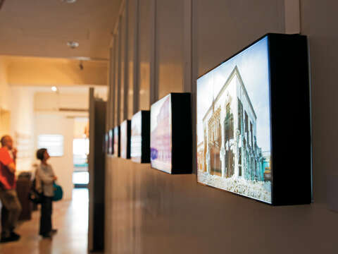 迪化二○七博物館舉辦各式特展，連結民眾和老房子的情感。（攝影／林煒凱）