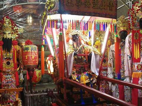 主神近照