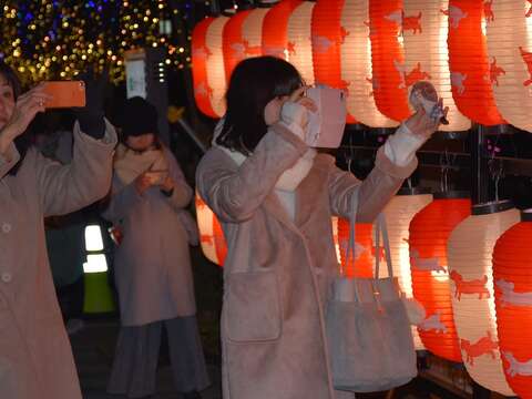 「臺北・登龍街」於中之島公園展出，紅白燈籠傳遞臺北氛圍（12月14日至12月25日，每日17_22點點燈）.JPG