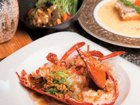 龍蝦是饕客到宸料理必嘗的極品海味之一。（攝影／林煒凱）