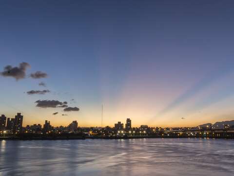 夕陽無限好，只在迪化休閒運動公園