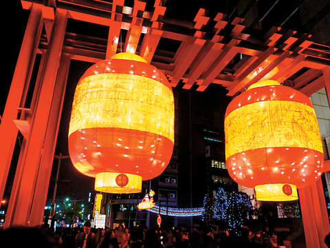 一年一度的台北燈節是屬於台北的幸福經驗。（攝影／高讚賢）