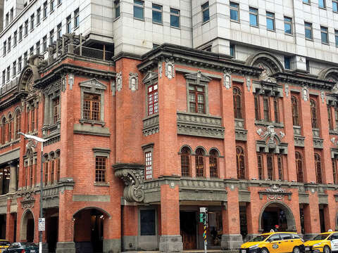 TAIPEI Spring 2019 Vol.15--Shaping the Memories of a Century: Master Guo Gengfu’s Life of Mortar Shaping
