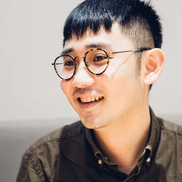 何昱泓,基隆人,「故事」社群經理,「每日一冷」專欄主編。著有《臺灣 沒說你不知道》系列書籍二本。