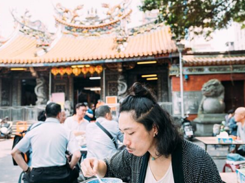 【熱鬧X台北　人情的流動與匯聚】踏入熱鬧舊城區 汲取古往今來的洶湧能量(台北畫刊108年4月)