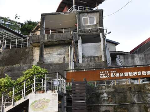 TMS隱身公館寶藏巖山城,環境安靜清幽。