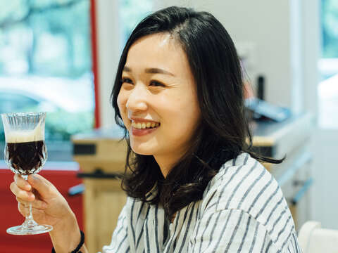 林姓主婦,作家兼媽媽,出版多本分享簡單料理及順手居家收納等家務心得的著作。(攝影/鄭弘敬)