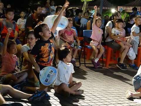 日落後的動物慶典    2019 動物夏夏叫