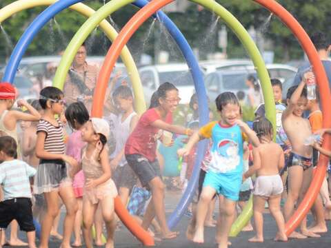 水遊びだ！大佳児童戯水区が6月1日オープン