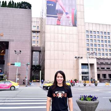 藉由郭婞淳堅定專注的表情，激發全民對2017世大運的熱情。