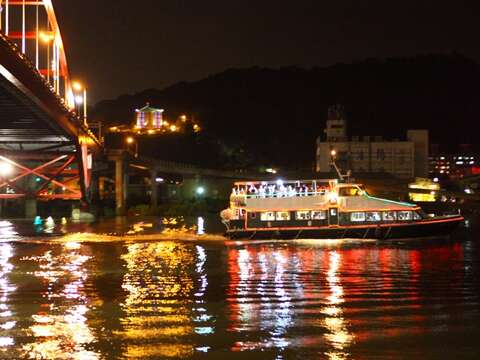 光雕晚風 大稻埕夜航 活動開始報名
