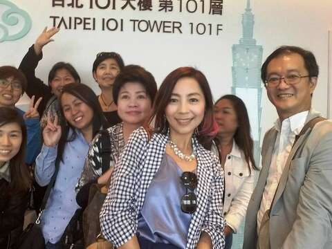 踩線成員對新舊風情融和的台北市感到驚艷及印象深刻
