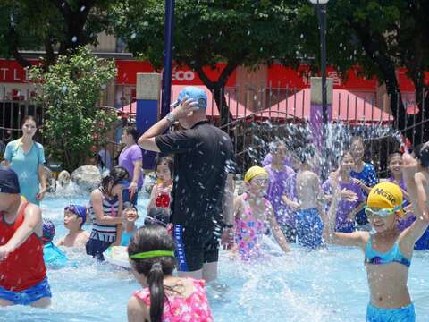6月30日臺北親水節開幕　水園區免費入園　虛實熊讚出沒　非玩不「渴」