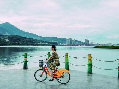 有了便利的YouBike,更能盡興地騎單車遊賞台北。