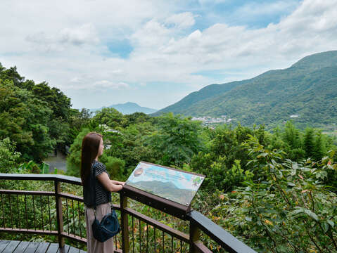 晚霞平台遠眺之美景