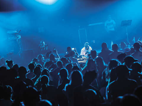 As a mid-size venue that accommodates 1,200 people, Legacy is a great option for international bands. (Photo / Legacy)