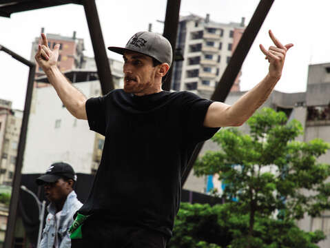 Krishna thinks break dance is relatively mainstream in Taipei and he can dance freely in the public without worry. (Photo / Debby Wang)
