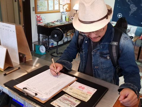 旅客開心簽收北北基好玩卡、夜市抵用券及農業體驗抵用券