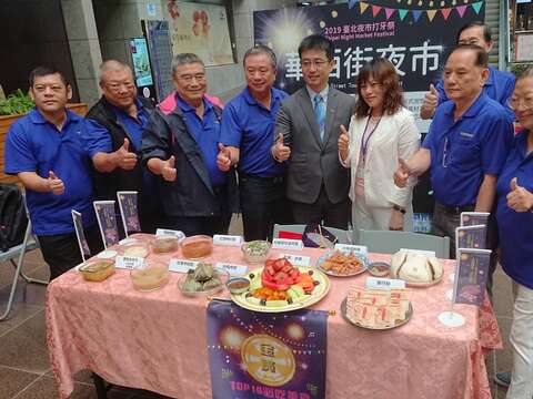 華西街夜市-美食合影