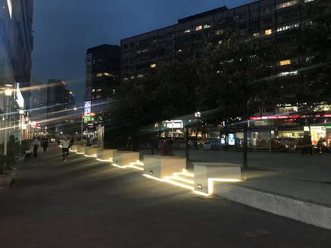 頂好廣場夜景
