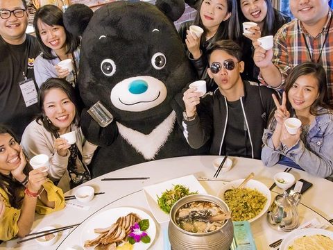 熊讚上貓空飢腸轆轆到「阿義師大茶壺餐廳」亂入網紅午餐時刻