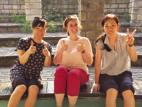 足湯が楽しめる北投は温泉が好きな観光客にとても人気のスポットです。(写真/MyTaiwanTour)