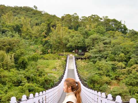 白石湖吊橋-熱門拍照打卡景點