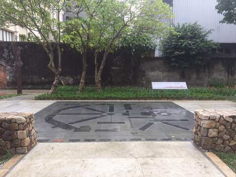 金杭公園刑務所歷史解說平台
