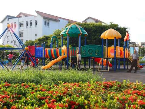 Welcome to the Dihua Recreational Sports Park During Chinese New Year