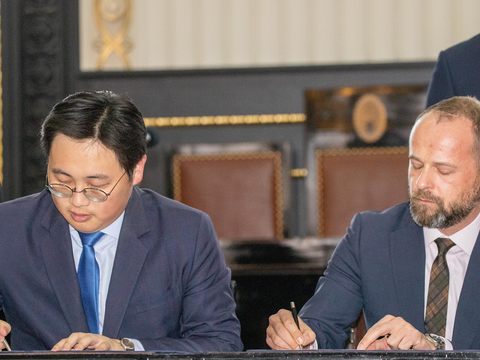 臺北市與布拉格簽署觀光MOU_左起_觀光傳播局局長劉奕霆、布拉格市文旅局局長賽普佛（Frantisek_Cipro)